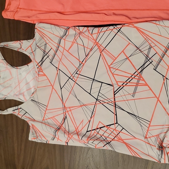 Casall exercise top and 3/4 lentgh tights - Picture 3 of 7